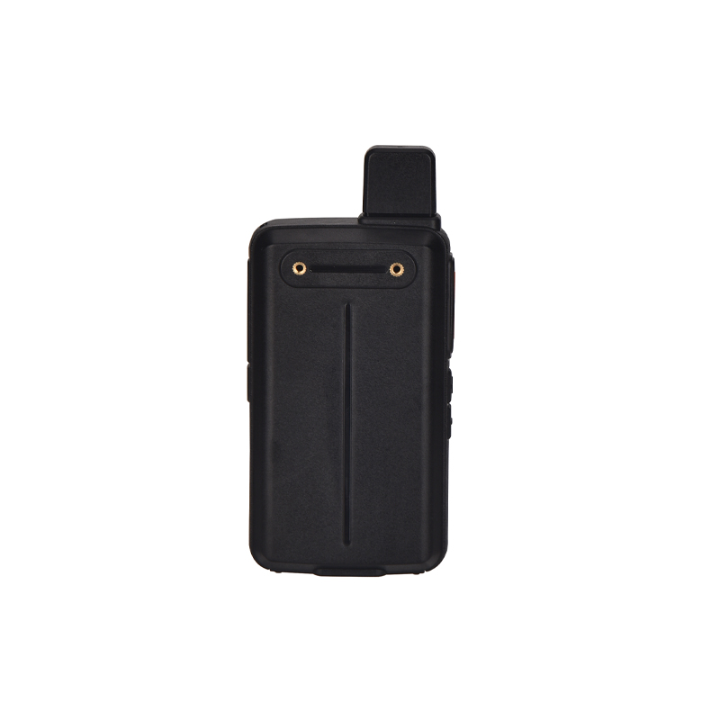 5G POC raido with 1.77 inch colorful LCD display 3000mAh large battery capacity